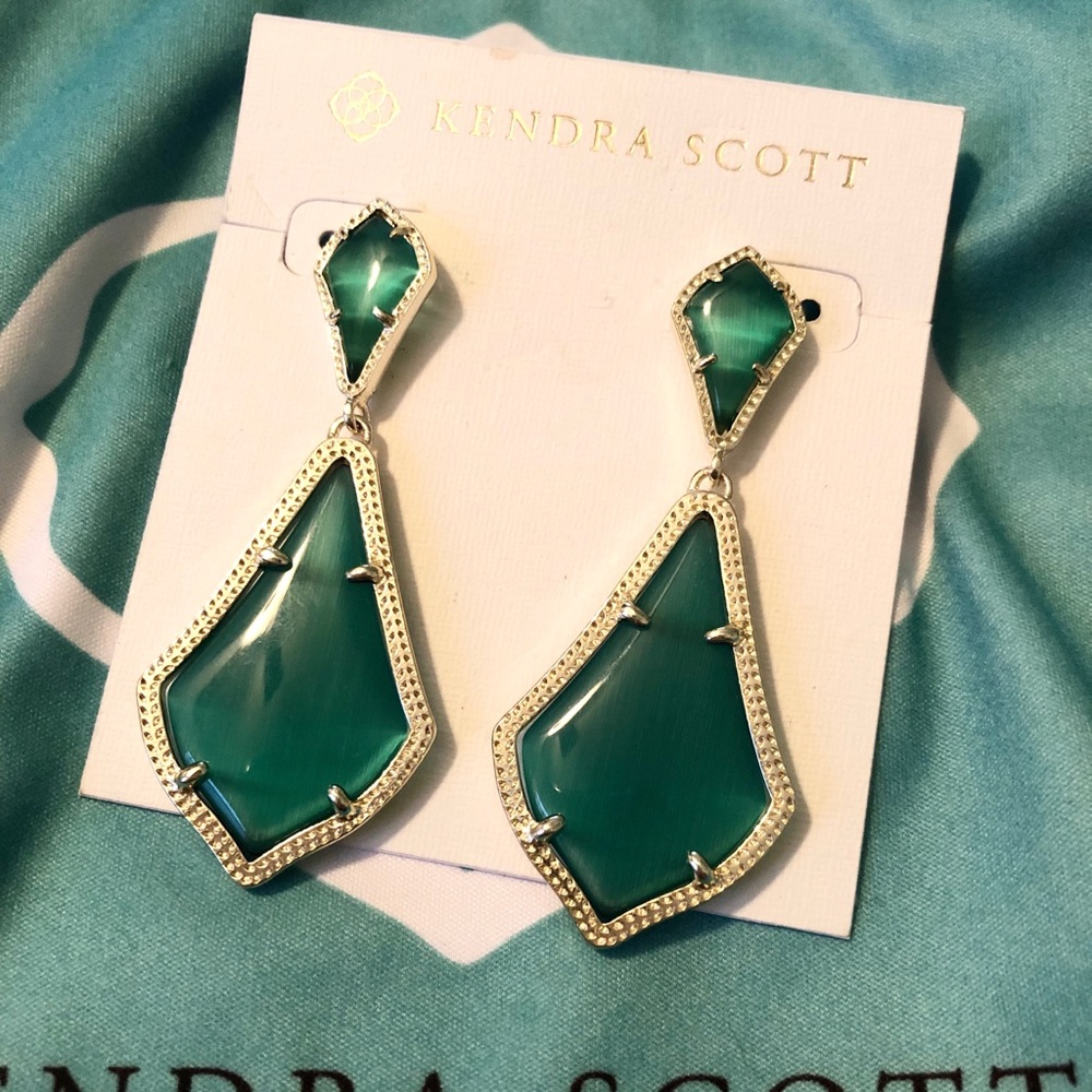 NWT Kendra Scott Alexa Earrings